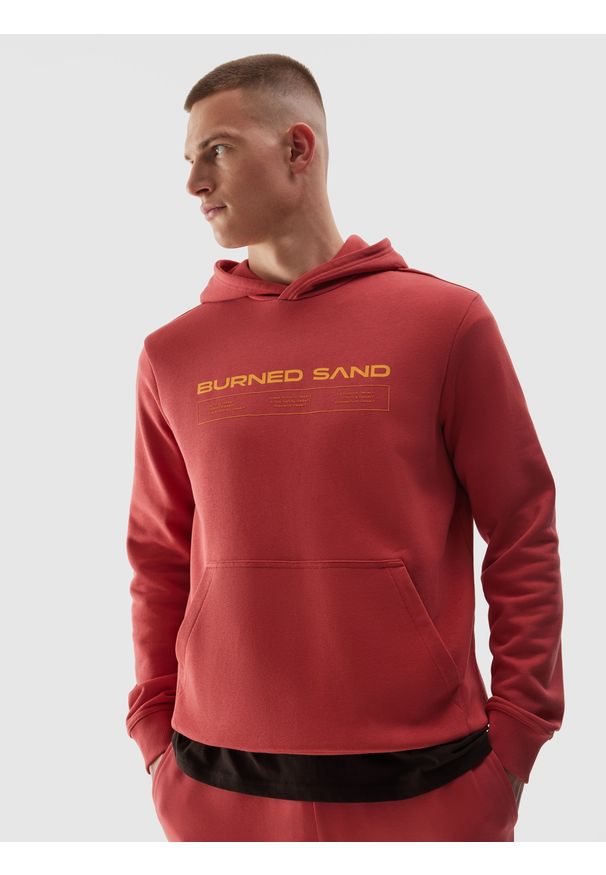 4f - 4F Bluza dresowa nierozpinana z kapturem męska - różowa 3XL. Okazja: na co dzień. Typ kołnierza: kaptur. Kolor: różowy. Materiał: dresówka. Wzór: gładki, napisy, ze splotem. Styl: casual, sportowy