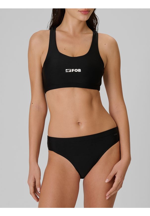 4f - 4F Dół od bikini damski - czarny S. Kolor: czarny. Materiał: materiał