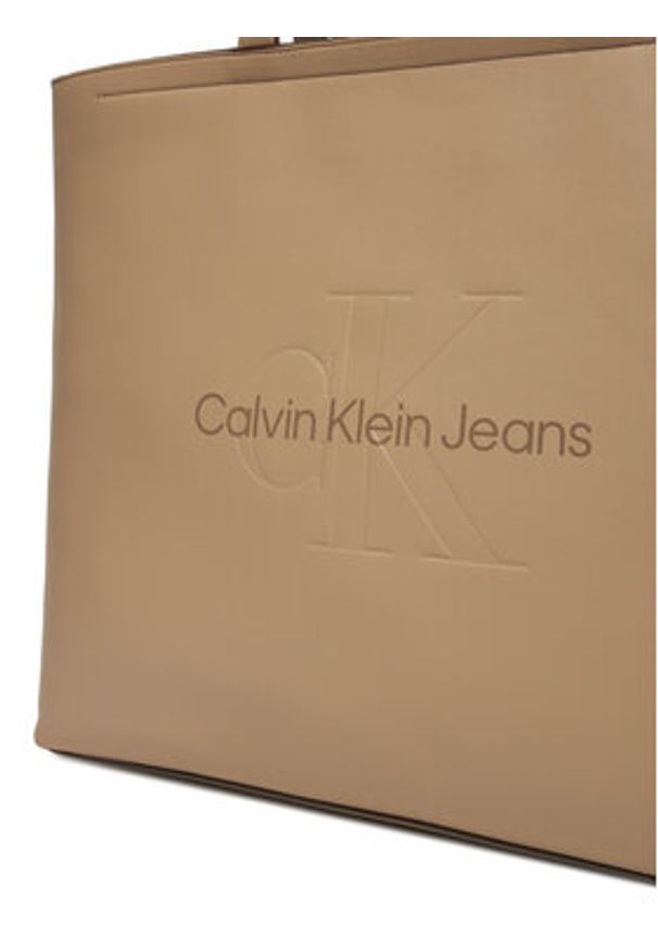 Calvin Klein Jeans Torebka Sculpted Slim K60K612222 Beżowy. Kolor: beżowy. Materiał: skórzane