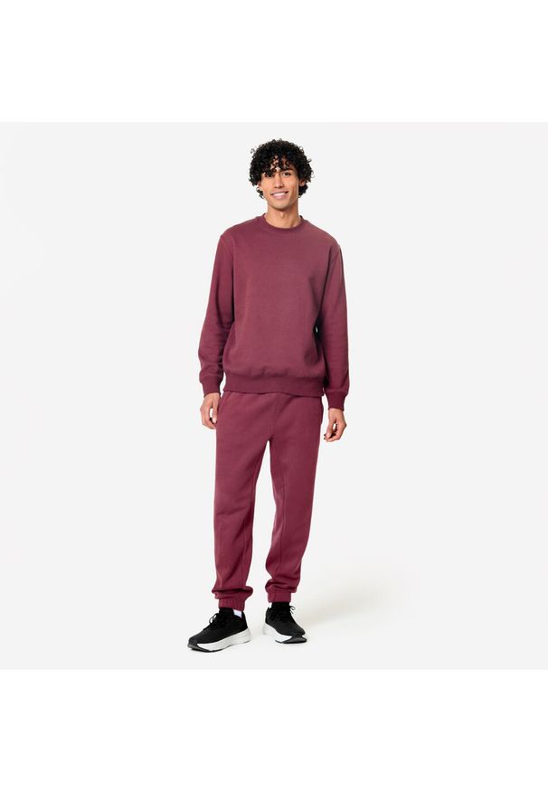 DOMYOS - Bluza męska Domyos Gym & Pilates. Kolor: fioletowy. Materiał: tkanina, elastan, materiał, prążkowany, poliester, bawełna. Sezon: lato. Sport: joga i pilates