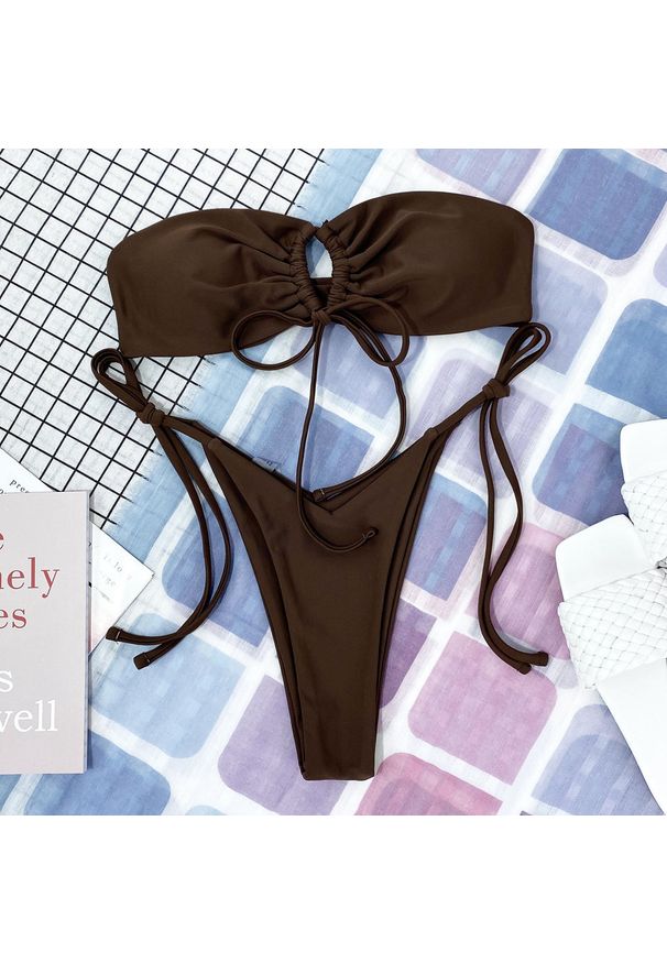 Intica - Bikini z topem bandeau z regulowanymi sznurkami na plażę Dodie. Materiał: materiał, skóra
