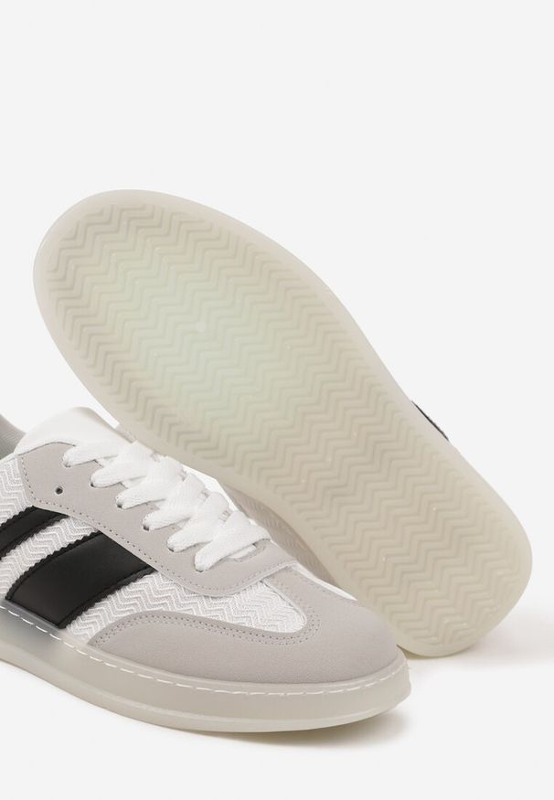 Born2be - Białe Sneakersy Typu Kultowe Tenisówki na Półtransparentnej Podeszwie Ulinera. Okazja: na co dzień. Zapięcie: sznurówki. Kolor: biały. Materiał: jeans, materiał