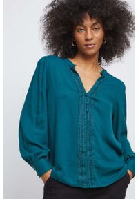 medicine - Medicine bluzka damska kolor turkusowy z aplikacją. Kolor: turkusowy. Materiał: koronka. Długość rękawa: długi rękaw. Długość: długie. Wzór: aplikacja #5