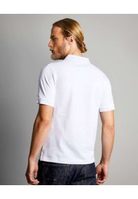 FAY - Biała koszulka Polo. Typ kołnierza: polo. Kolor: biały. Materiał: bawełna, prążkowany. Wzór: haft. Styl: klasyczny #6