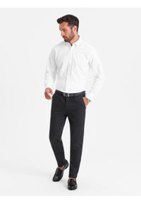 Ombre Clothing - Męskie klasyczne spodnie chino z delikatną teksturą - czarne V5. Kolor: czarny. Materiał: materiał, poliester, bawełna. Styl: klasyczny #8