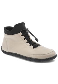 Beżowe Trzewiki Wasak Ocieplane Buty Barefoot Damskie. Okazja: na spacer, na co dzień. Kolor: beżowy. Materiał: skóra. Wzór: grochy. Styl: casual, elegancki #1