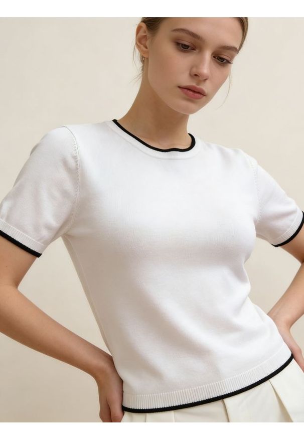 Sinsay - Swetrowa bluzka z wiskozą - biały. Kolor: biały. Materiał: wiskoza