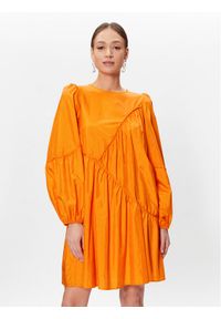 GESTUZ - Gestuz Sukienka koktajlowa Hesla 10906964 Pomarańczowy Regular Fit. Kolor: pomarańczowy. Materiał: syntetyk. Styl: wizytowy