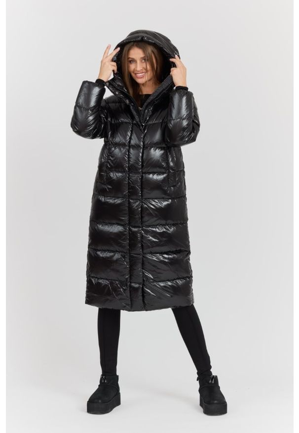 Hetrego - HETREGO Czarny damski płaszcz puchowy Tara Woman Oversized Quilted Coat, Rozmiar 38 EU - 42 IT. Okazja: na co dzień. Kolor: czarny. Materiał: puch. Długość: do kolan. Styl: casual