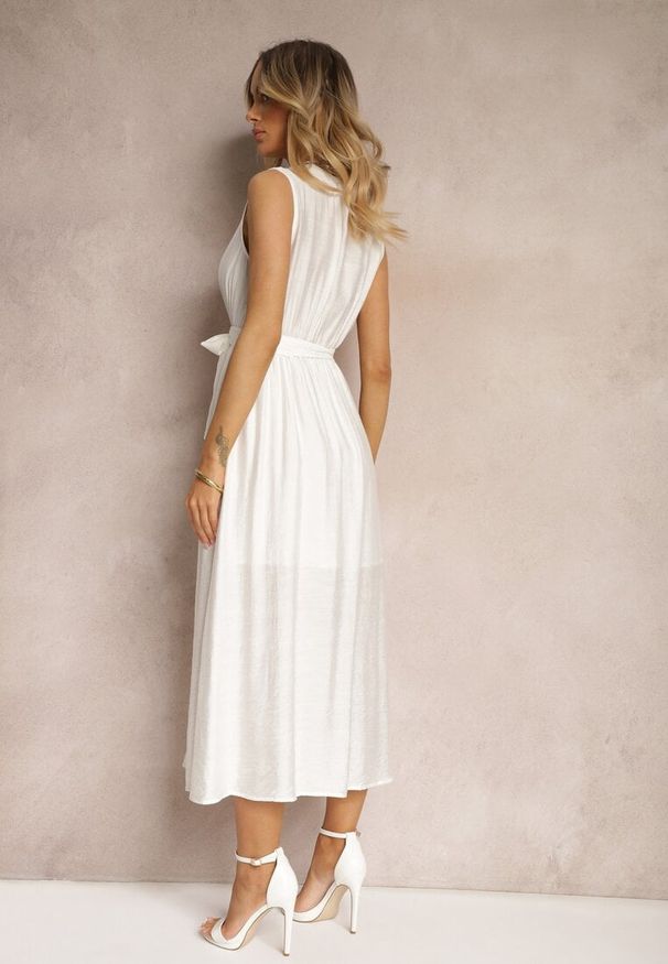 Renee - Biała Kopertowa Sukienka z Wiskozą Gumką w Pasie i Dodatkowym Materiałowym Paskiem Hepvia. Okazja: do pracy, na imprezę. Kolor: biały. Materiał: wiskoza, materiał. Typ sukienki: kopertowe. Styl: elegancki