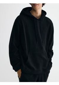 Reserved - Polarowa bluza z kapturem - czarny. Kolor: czarny. Materiał: polar