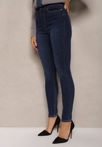 Renee - Granatowe Skinny Jeansy z Bawełną High Waist Gemilaine. Stan: podwyższony. Kolor: niebieski