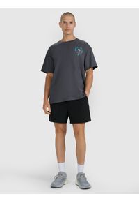 4f - 4F T-shirt oversize z nadrukiem męski - szary M. Okazja: na co dzień. Kolor: szary. Materiał: jersey, materiał, bawełna. Wzór: nadruk. Styl: sportowy, klasyczny, casual