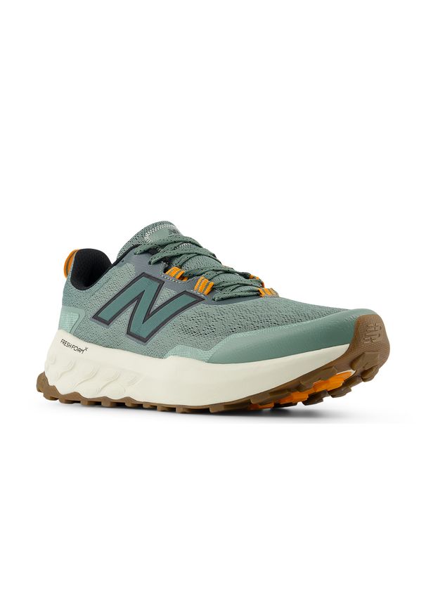 Buty męskie New Balance Fresh Foam Garoé v2 MTGAROD2 – zielone. Okazja: na co dzień. Kolor: zielony. Materiał: syntetyk, materiał, guma. Szerokość cholewki: normalna. Sport: fitness