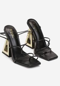 Born2be - Czarne Wiązane Sandały na Metalicznym Stożkowym Obcasie z Wycięciem Lelin. Nosek buta: otwarty. Kolor: czarny. Obcas: na obcasie. Wysokość obcasa: średni #5