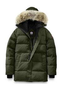 CANADA GOOSE - Zielona parka Carson. Kolor: zielony. Materiał: bawełna, poliester, materiał, futro, puch. Wzór: aplikacja. Sezon: zima, jesień. Styl: klasyczny #7