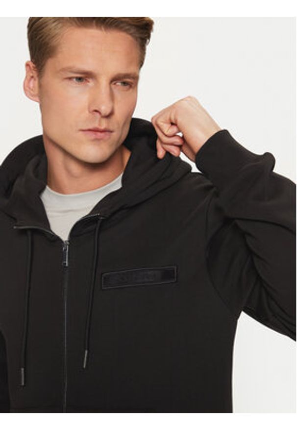 Calvin Klein Bluza K10K113562 Czarny Regular Fit. Kolor: czarny. Materiał: bawełna