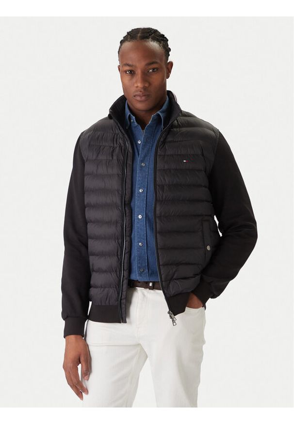 TOMMY HILFIGER - Tommy Hilfiger Kurtka przejściowa Mix Media Ess MW0MW41329 Czarny Regular Fit. Kolor: czarny. Materiał: bawełna