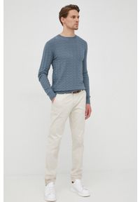 Emporio Armani sweter męski lekki. Okazja: na co dzień. Kolor: niebieski. Materiał: materiał. Styl: casual