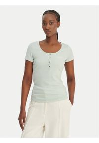 Guess T-Shirt GUESS x NORTH SAILS W6GP01 K2658 Zielony Regular Fit. Kolor: zielony. Materiał: syntetyk #1