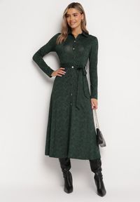 Born2be - Ciemnozielona Rozkloszowana Sukienka Koszulowa z Wiązanym Paskiem Cheresin. Kolor: zielony. Materiał: materiał. Typ sukienki: koszulowe. Długość: midi #2