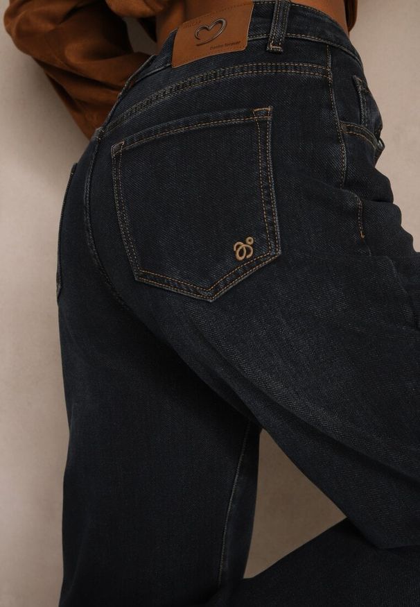 Renee - Granatowe Jeansy High Waist Wide Leg z Domieszką Wiskozy Zenisia. Okazja: na co dzień. Stan: podwyższony. Kolor: niebieski. Styl: casual, elegancki