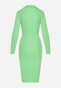 Born2be - Zielona Dzianinowa Sukienka z Guzikami Allipoda. Kolor: zielony. Materiał: dzianina. Długość rękawa: długi rękaw. Typ sukienki: dopasowane. Styl: klasyczny. Długość: midi #5