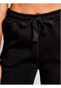 NA-KD Spodnie dresowe 1100-005464-0002-003 Czarny Regular Fit. Kolor: czarny. Materiał: bawełna, dresówka #2