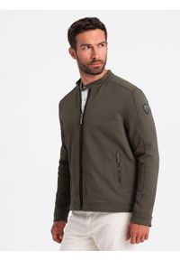 Ombre Clothing - Kurtka męska o kroju biker ze strukturalnego materiału – ciemnooliwkowa V1 - Rozmiar: XL. Okazja: na co dzień. Typ kołnierza: kołnierzyk stójkowy. Kolor: oliwkowy. Materiał: materiał. Styl: casual, elegancki