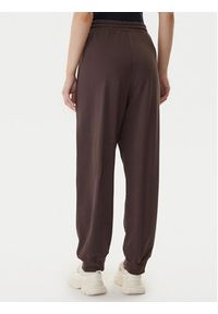 EA7 Emporio Armani Spodnie dresowe 7W000418 AF12473 U6063 Brązowy Regular Fit. Kolor: brązowy. Materiał: bawełna #4