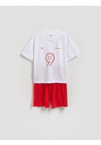Reserved - Sportowy komplet z nadrukiem - biały. Kolor: biały. Materiał: dzianina. Wzór: nadruk. Styl: sportowy