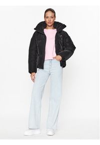 Fila Kurtka zimowa FAW0645 Czarny Regular Fit. Kolor: czarny. Materiał: syntetyk. Sezon: zima #4