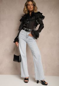 Renee - Czarna Koszula Ozdobiona Falbankami Ridina. Okazja: na co dzień. Typ kołnierza: kołnierz z falbankami. Kolor: czarny. Materiał: jeans. Wzór: aplikacja. Styl: elegancki, casual #4