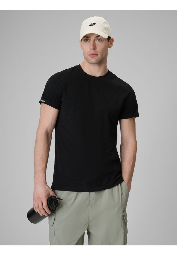 4f - 4F T-shirt regular gładki męski - czarny M. Okazja: na co dzień. Kolor: czarny. Materiał: materiał, bawełna, dzianina. Wzór: gładki. Styl: klasyczny, casual