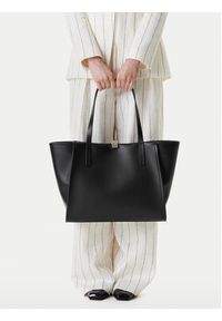 Calvin Klein Torebka Ck Narrate Shopper K60K612988 Czarny. Kolor: czarny. Materiał: skórzane #3