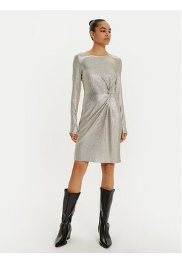 Oui - OUI Sukienka koktajlowa 88935 Złoty Slim Fit. Kolor: złoty. Materiał: syntetyk. Styl: wizytowy