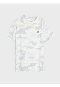 Sinsay - Koszulka sportowa ze wzorem moro Active - wielobarwny. Wzór: moro. Styl: sportowy #1