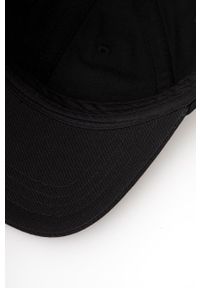 Levi's® - Levi's czapka bawełniana kolor czarny z aplikacją. Kolor: czarny. Materiał: bawełna. Wzór: aplikacja. Styl: biznesowy #3