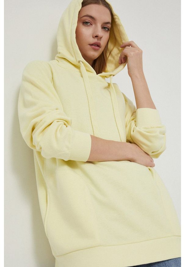 medicine - Medicine - Bluza Basic. Typ kołnierza: kaptur. Kolor: żółty. Długość rękawa: raglanowy rękaw