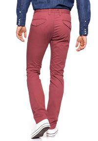 Lee - LEE SPODNIE MĘSKIE CHINO OXBLOOD L768FT58. Materiał: jeans, materiał. Styl: elegancki, wizytowy, klasyczny #6