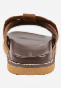 Born2be - Brązowe Klapki VICES z Przeplatanymi Paskami Anreene. Okazja: na co dzień. Kolor: brązowy. Materiał: len. Wzór: paski. Styl: casual, klasyczny, elegancki #8