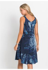Sukienka z dżerseju w batikowy wzór bonprix ciemnoniebiesko-dymny niebieski - niebieski dżins z nadrukiem. Kolor: niebieski. Materiał: jersey. Długość rękawa: na ramiączkach. Wzór: nadruk. Styl: boho #6