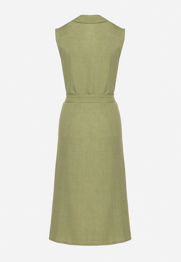 Born2be - Zielona Sukienka Bez Rękawów o Koszulowym Kroju z Paskiem Zdobiona Haftem Fodarela. Okazja: na co dzień. Kolor: zielony. Długość rękawa: bez rękawów. Wzór: haft, aplikacja. Sezon: lato. Typ sukienki: koszulowe. Styl: klasyczny, casual, elegancki