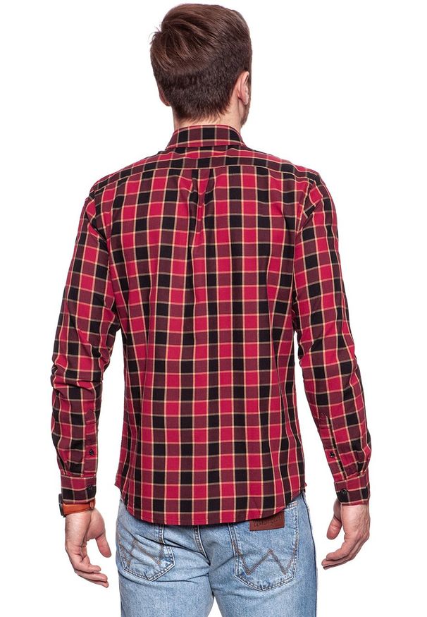 Wrangler - KOSZULA WRANGLER LS 1PKT BUTTON DOWN SALSA RED W5874NQWN 112129576. Typ kołnierza: button down. Materiał: materiał