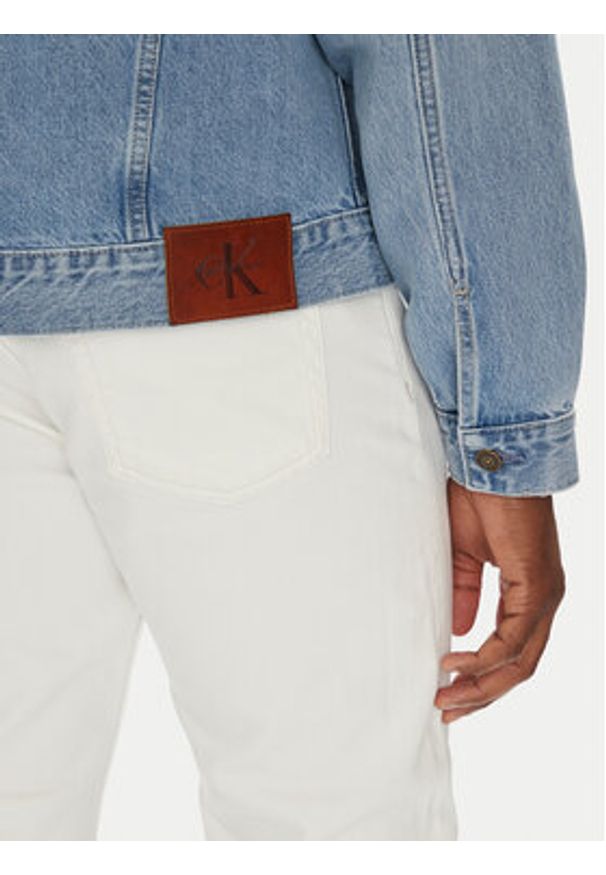 Calvin Klein Jeans Kurtka jeansowa 90's Icon LV04RB794G Niebieski Regular Fit. Kolor: niebieski. Materiał: bawełna