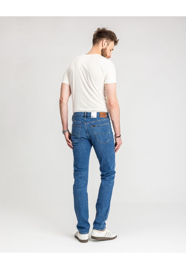 Lee - LEE DAREN ZIP FLY MĘSKIE SPODNIE JEANSOWE JEANSY DŻINSY DARK FREEPORT L707PXGQ 112140688. Okazja: na co dzień. Długość: długie. Styl: wizytowy, klasyczny, casual, sportowy