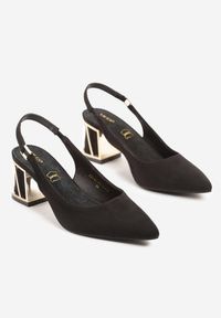 Renee - Czarne Sandały Vices na Słupku ze Skórzaną Wkładką i Metaliczną Wstawką Sesoria. Okazja: na co dzień, do pracy, na spotkanie biznesowe. Nosek buta: szpiczasty. Zapięcie: sprzączka. Kolor: czarny. Materiał: skóra. Obcas: na słupku. Styl: wizytowy, klasyczny, casual, biznesowy, elegancki. Wysokość obcasa: średni #3