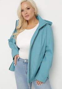 Born2be - Niebieska Kurtka o Prostym Kroju z Odpinanym Kapturem Nusanelis. Okazja: na co dzień. Kolekcja: plus size. Kolor: niebieski. Materiał: jeans. Styl: sportowy, casual, elegancki, klasyczny #7