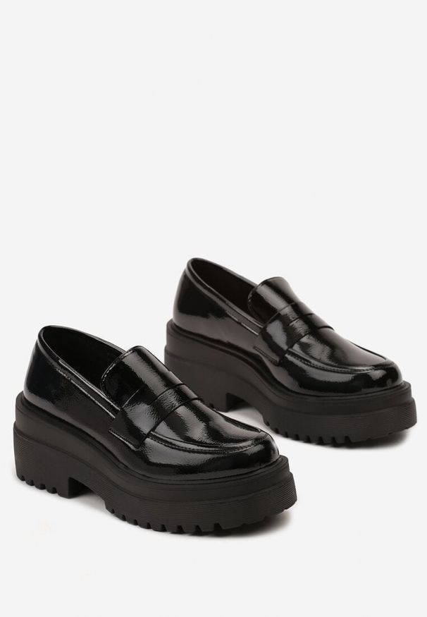 Born2be - Czarne Mokasyny Lakierowane w Stylu Chunky na Grubej Podeszwie Usaitia. Okazja: na co dzień. Kolor: czarny. Materiał: lakier. Styl: klasyczny, elegancki, casual