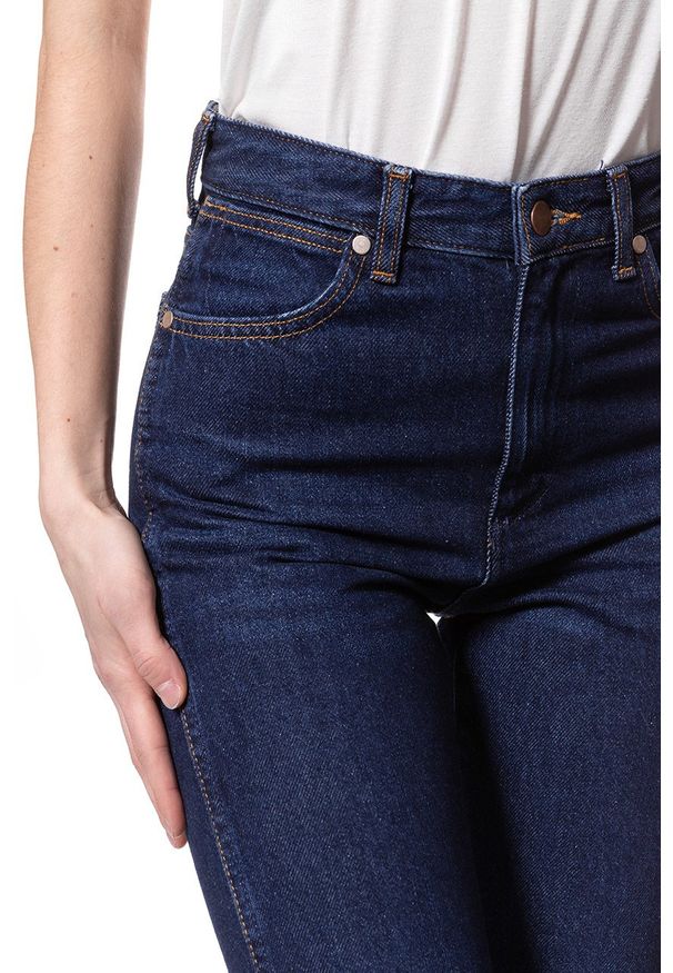 Wrangler - WRANGLER RETRO SLIM MARILYN BLUE W239RI210 112127897. Stan: podwyższony. Styl: retro